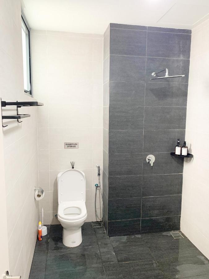 Netflix Two Bedroom Troika Kota Bharu Homestay 182 Zewnętrze zdjęcie