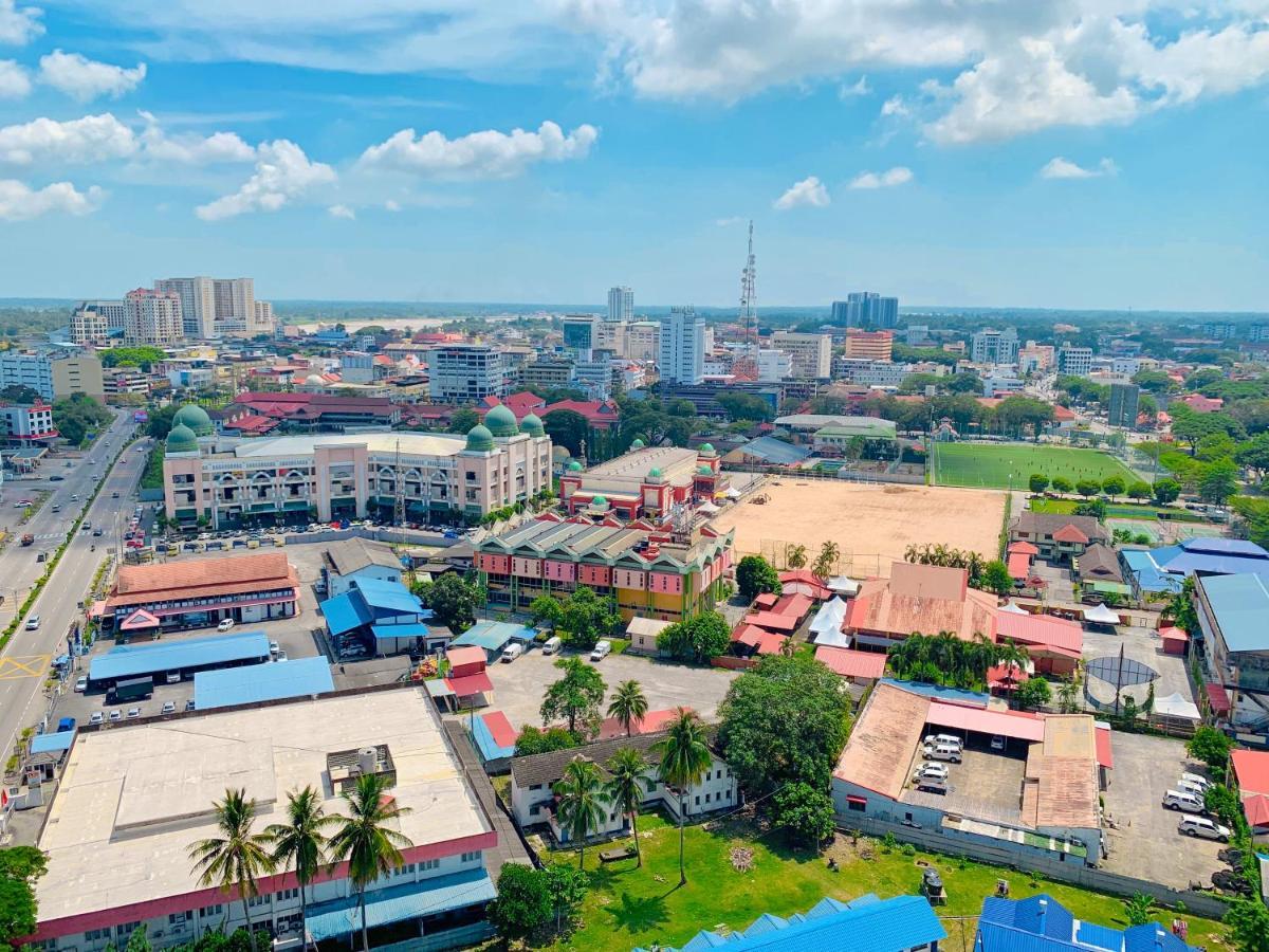 Netflix Two Bedroom Troika Kota Bharu Homestay 182 Zewnętrze zdjęcie