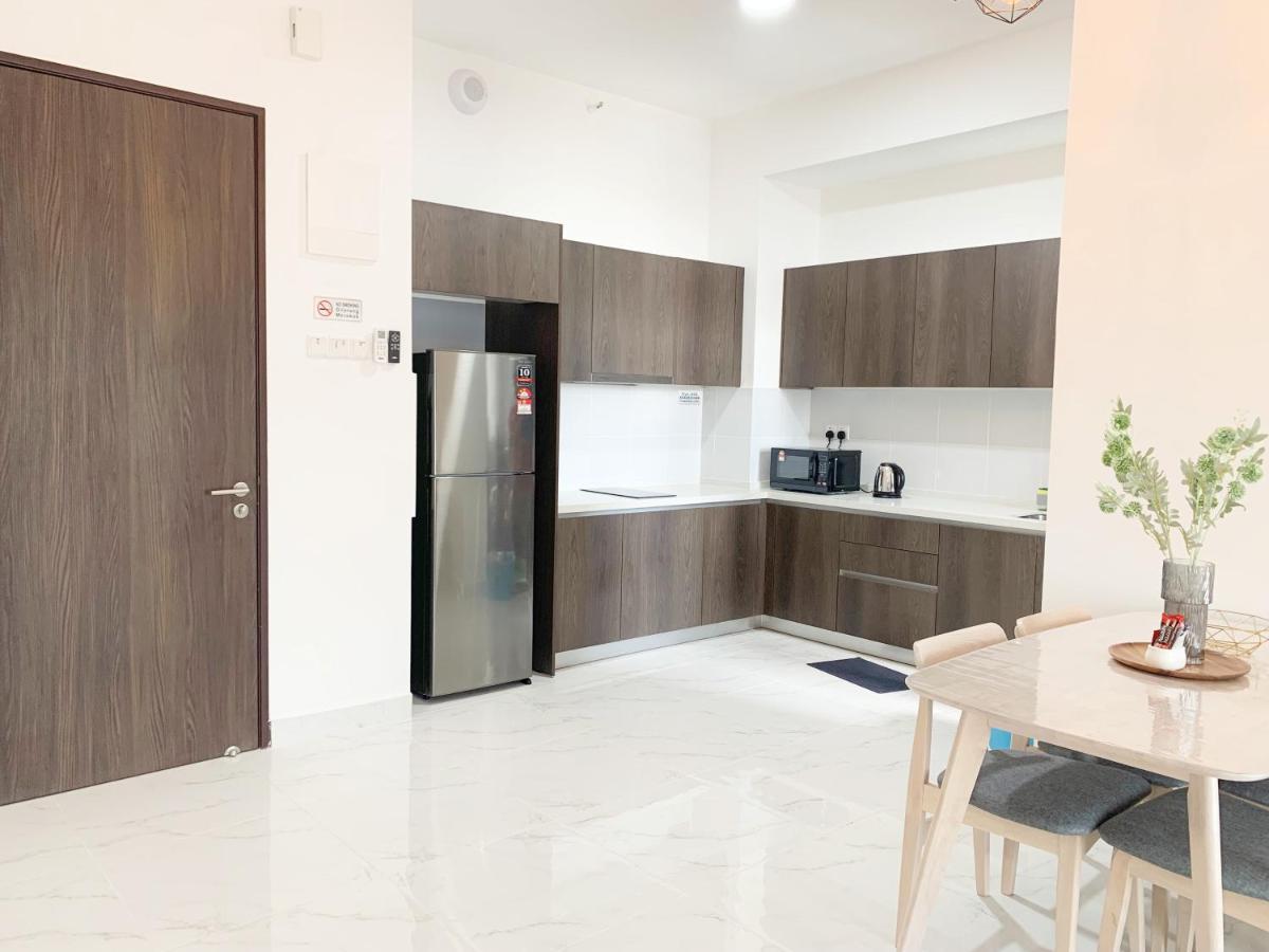 Netflix Two Bedroom Troika Kota Bharu Homestay 182 Zewnętrze zdjęcie