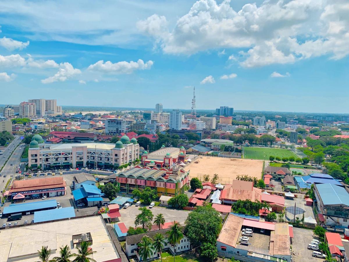 Netflix Two Bedroom Troika Kota Bharu Homestay 182 Zewnętrze zdjęcie